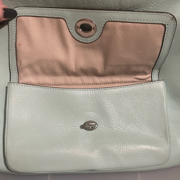 COACH bag Beautiful and unique shoulder bag - Picture 11 of 14